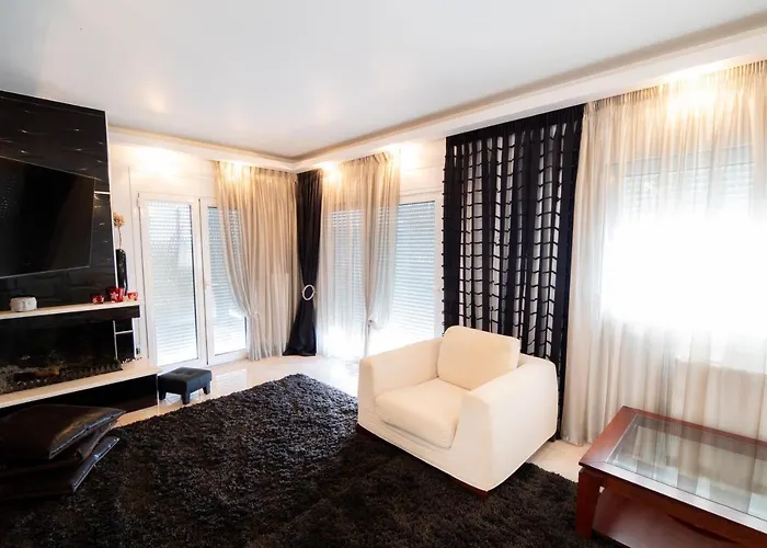 360 View Appartments Lejlighed